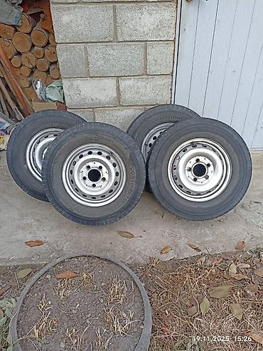 Транспорт: 225/70/R15C комплект на летней резине 4 штуки + запаска — 2