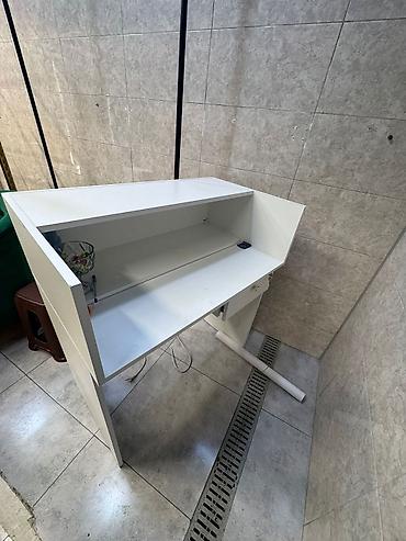 islenmis kreslo: Güzgü 200azn,resepsin 120azn,kreslo 50azn az işlənib təzə — 1