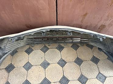 Бампер и комплектующие: Бампер Toyota, Б/у, Аналог — 11