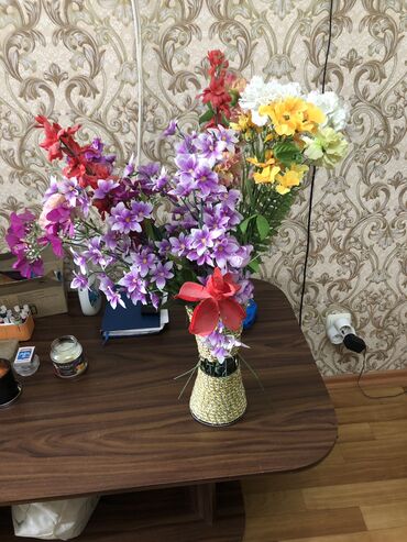комнатные растения цветы: Ваза с цветами