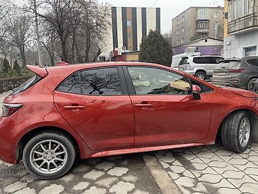 Toyota: Toyota Corolla: 2019 г., 2 л, Вариатор, Бензин, Хэтчбэк — 7
