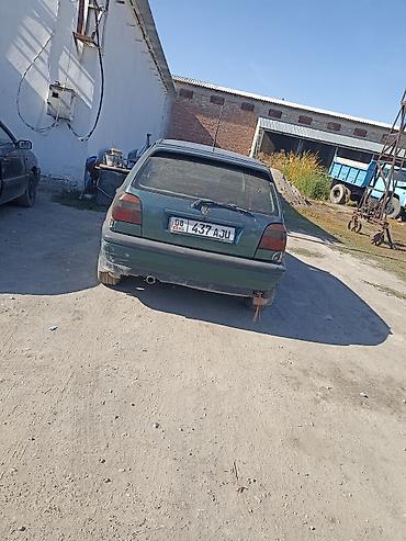 Volkswagen Golf: 1993 г., 1.8 л, Кол менен иштөөчү, Бензин, Хетчбек — 2