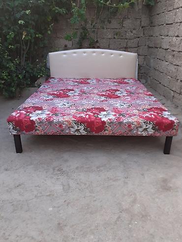Çarpayılar
Taza hazırı var 
Çatdırılma var — 1