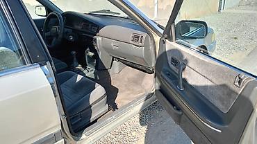 Mazda: Mazda 626: 1988 г., 2.2 л, Механика, Бензин, Универсал — 4