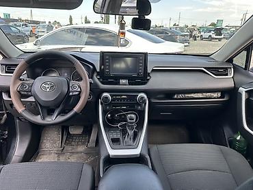 belarus 892 2: Toyota RAV4: 2021 г., 2.5 л, Автомат, Бензин, Кроссовер — 2