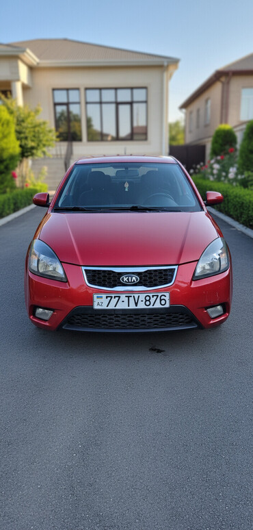 Kia: Kia Pride: 1.5 l | 2010 il Hetçbek — 1