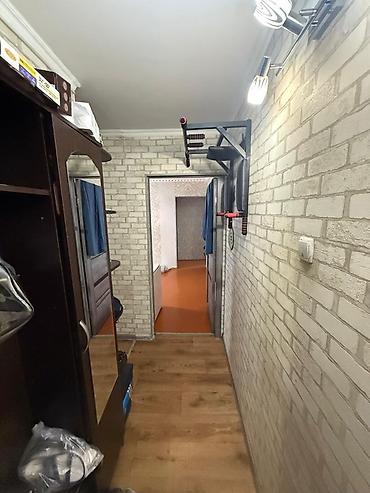 боконбаево: 3 комнаты, 58 м², ул. Боконбаева / Гоголя 104 серия, 1 этаж, Косметический ремонт — 3