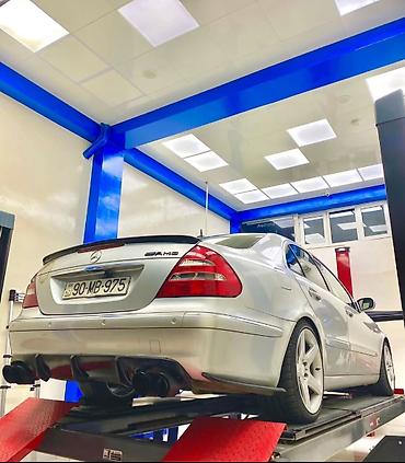 ford 7 1: Mercedes-Benz E 320: 3.2 l | 2002 il Sedan — 4
