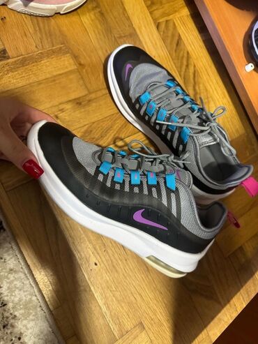 cizme na pertlanje: Nike, 39, bоја - Lila