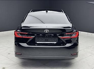 голльф 2: Toyota Camry: 2025 г., 2.5 л, Автомат, Бензин, Седан — 5