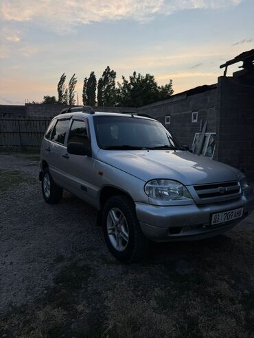 омыватель фар мерседес: Chevrolet Niva: 2008 г., 1.7 л, Механика, Бензин, Внедорожник