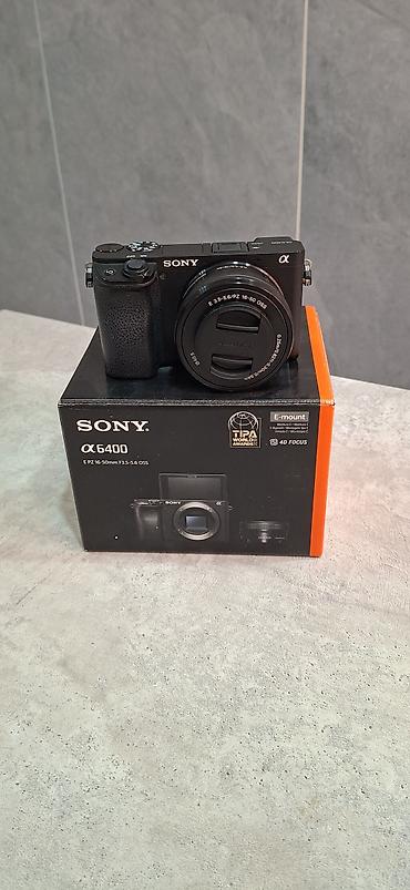 В продаже Sony A6400 с обьективом 16-55 Полный комплект С минимальным