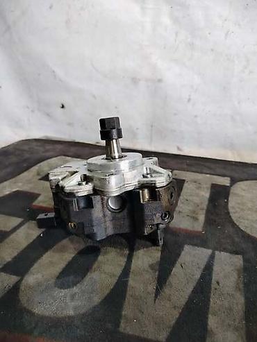 55.000: PUMPA VISOKOG PRITISKA ZA BMW 530 OD 2003. DO 2007. GOD. | BOSCH — 1