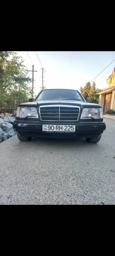 Mercedes-Benz: Mercedes-Benz E 220: 2.2 l | 1994 il Sedan -da lalafo.az — 5 Mercedes-Benz: Mercedes-Benz E 220: 2.2 l | 1994 il Sedan — 5