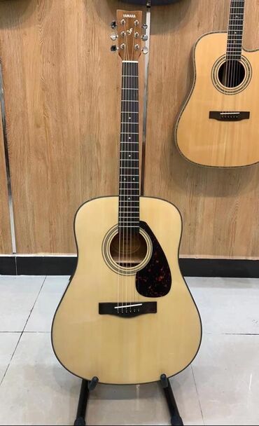 Музыкальные инструменты: Продаю гитару Ямаха F600 41-размер акустика (анкер) качество сборки