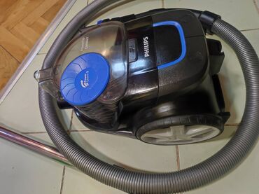 Kese za usisivače: Usisivac PHILIPS bez kese dobar kompletan 

Mirjevo — 12