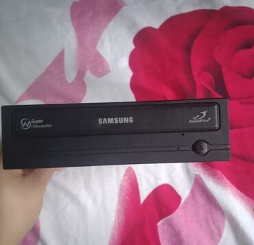 Sərt disklər (HDD): Kampuyuter avadanlıq