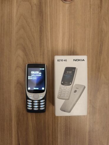 nokia 3315: Nokia 8000 4G, 2 GB, rəng - Göy, İki sim kartlı