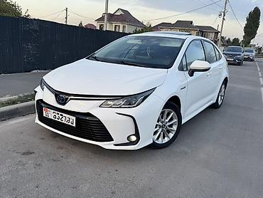 byd e6: Toyota Corolla: 2021 г., 1.8 л, Вариатор, Гибрид, Седан — 1