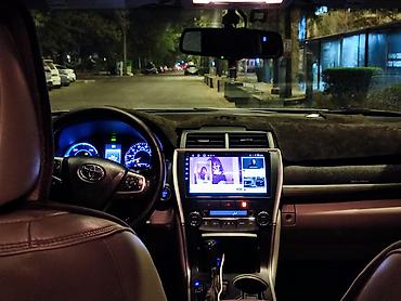 range rover 2010: Toyota Camry: 2015 г., Автомат, Гибрид, Седан — 1