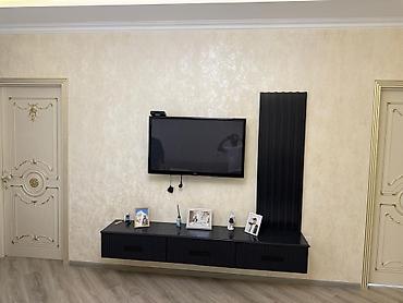 jale mebel: İşlənmiş, Düz TV altlığı, Polkalı — 1