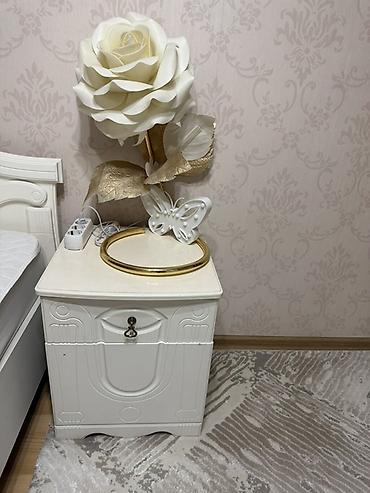 casa bella: Спальный гарнитур в классическом стиле, цвет айвори.б/у Состав: - — 2