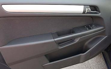 automatik motor: TAPACIR VRATA ZA OPEL ASTRA H OD 2004. DO 2014. GOD. | Polovni — 2