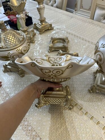 Digər dəstlər və servizlər: Klassik üslubda dekorativ süfrə/garnitur dəsti - Rəng: şampan-ağ və — 9