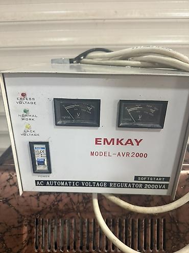 pencil 1: EMKAY MODEL–AVR2000 – AC Avtomatik Gərginlik Tənzimləyicisi (2000 VA) — 3