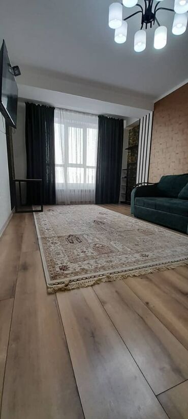 угловой диван на кухню: 1 комната, 40 м², Элитка, 3 этаж, Евроремонт