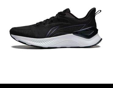 спортивная обувь кроссовки: Кроссовки Lining ( уни ) новые
размер 39 
цена 4800
