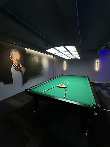 Бильярдные столы: Бильярдный стол для русского бильярда с полным оснащением. 12 фут — 8