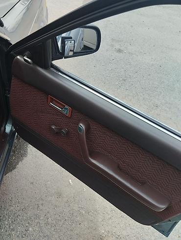 Mazda: Mazda 626: 1987 г., Бензин — 8