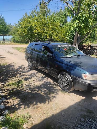 Toyota: Toyota Carina E: 1995 г., Универсал — 4