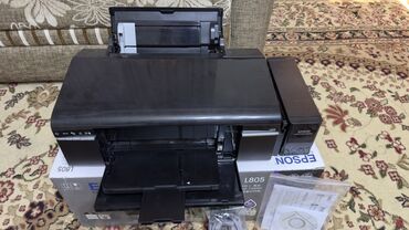 совместимые расходные материалы g amp;g тонеры для картриджей: {"textual_description": "Универсальный принтер Epson L805 черного