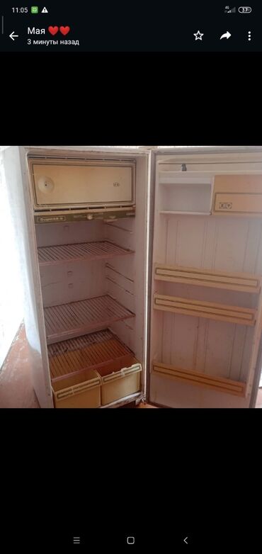 кухонные оборудования: Холодилник сатылат баасы 4000 иштеши жакшы