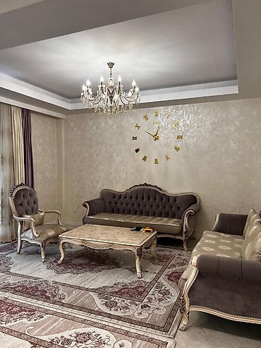 flat osh: Продается 3х уровневый Таунхаус❗️ 📍 Адрес: 7 апреля/ Магистраль 📐 — 2