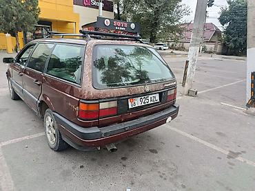 Volkswagen: Volkswagen Passat Variant: 1991 г., 1.8 л, Механика, Бензин, Универсал — 4