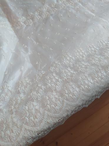 izabel yataq desti: Ağ rəngli dəst: yataq örtüyü və 2 ədəd yastıq üzü - Material: atlas — 2