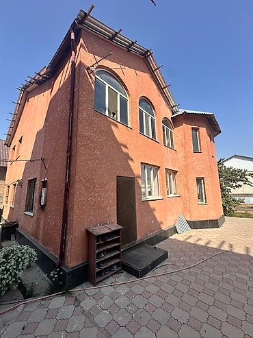 Долгосрочная аренда домов: 250 м², 8 комнат — 2