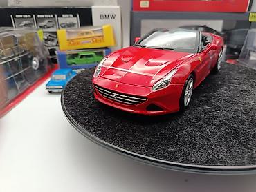 İncəsənət və kolleksiyalar: Ferrari, 2026 il, 1:18, Dəmir, Ünvandan götürmə — 9