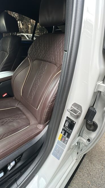 BMW: BMW 5 series: 2 l | 2021 il Sedan — 24