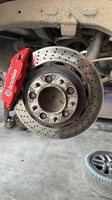 Суппорты: Комплект суппортов Lexus 2014 г., Б/у, Оригинал — 10