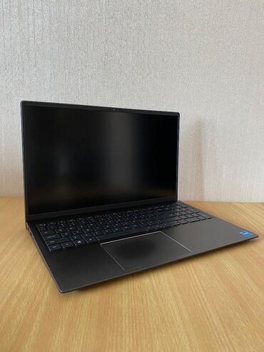 Dell: Dell 15.6 ", Intel Core i5, 256 GB