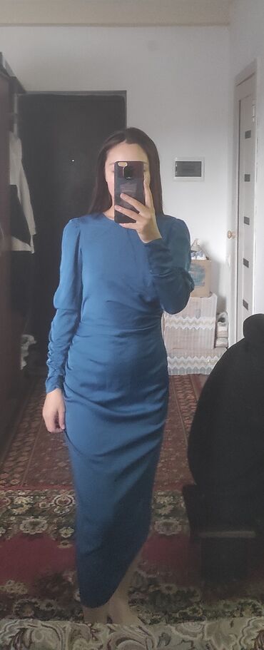 синее платье длинное: Вечернее платье, Русалка, Длинная модель, Атлас, С рукавами, M (EU 38)
