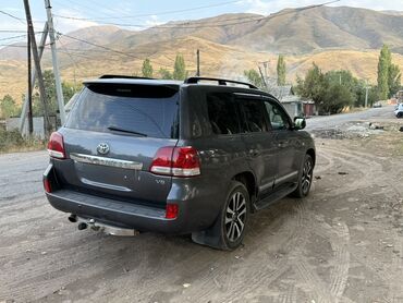 Toyota Land Cruiser: 2010 г., 4.7 л, Автомат, Газ, Внедорожник