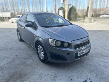 Унаа сатуу: Chevrolet Aveo: 2013 г., 1.6 л, Механика, Бензин, Седан