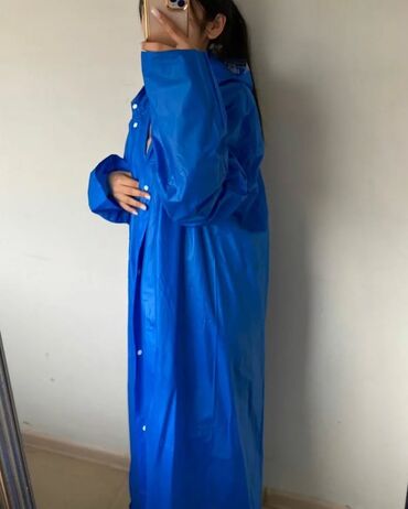 Дождевики: Дождевик-плащ с капюшоном, удлинённый - Материал: водонепроницаемая at lalafo.kg — 6 Дождевики: Дождевик-плащ с капюшоном, удлинённый - Материал: водонепроницаемая — 6