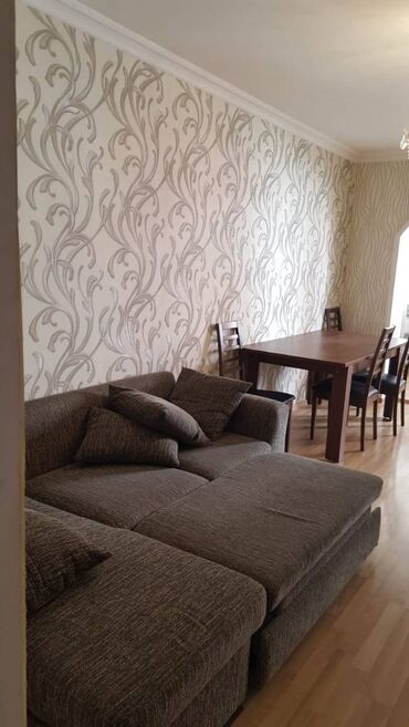 Köhnə tikili: Bakı, 2 otaqlı, Köhnə tikili, 69 kv. m — 1