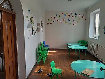 Продажа коттеджей и домов: Продается дом на первой линии по ул. Садырбаева /ул. Ахунбаева — 19